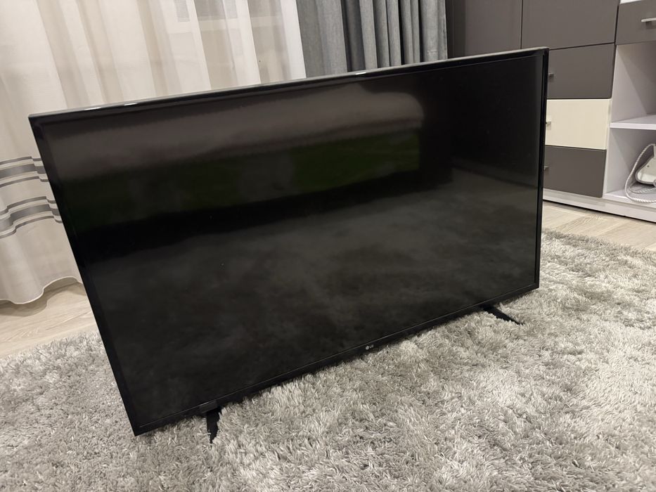 Телевізор LG 49 діагональ