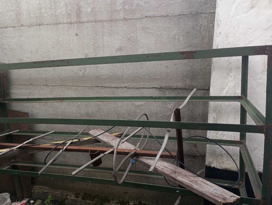 Стілаж гаражний  для зберігання інструментів