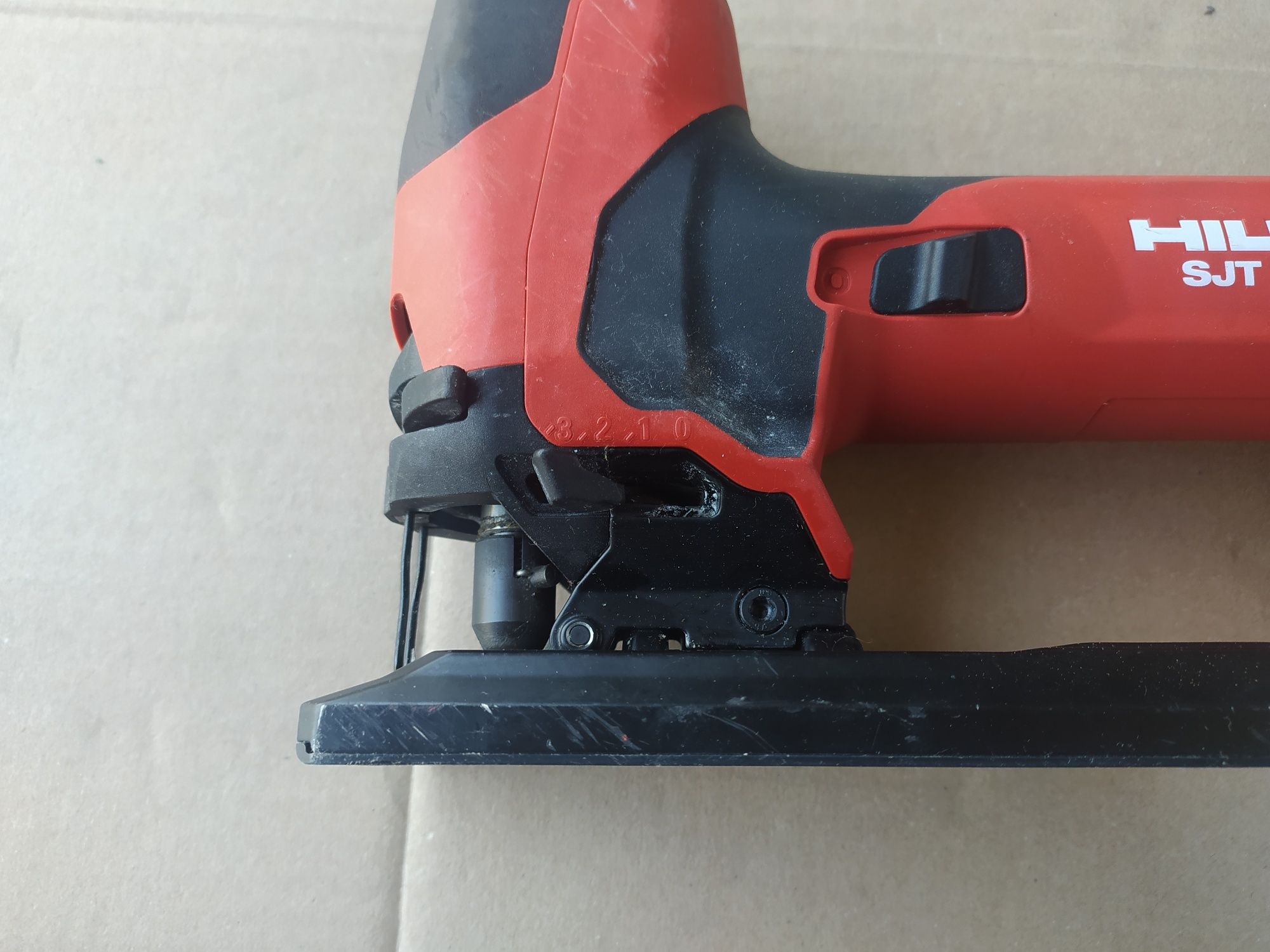 Wyrzynarka aku HILTI SJT 6-22 NURON + bateria