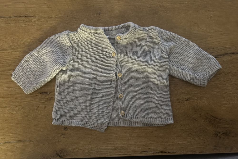 Sweterek H&M szary - rozmiar 56