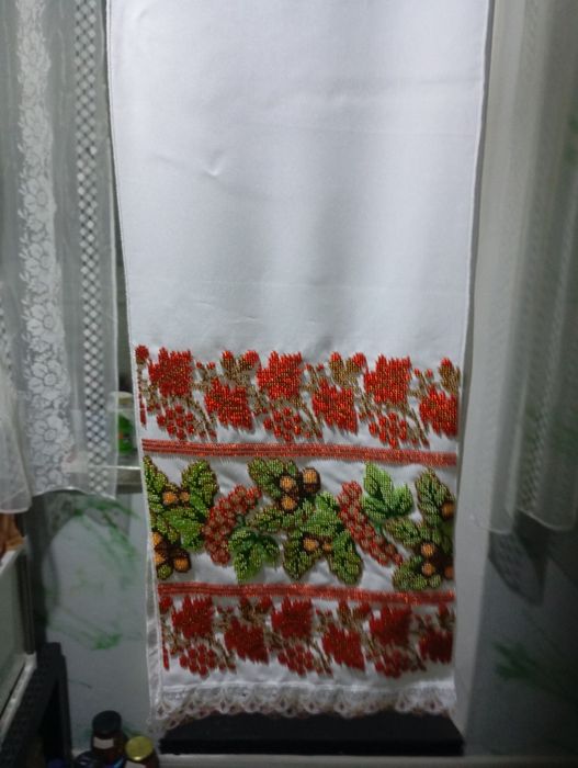 Рушники вишиті бісером