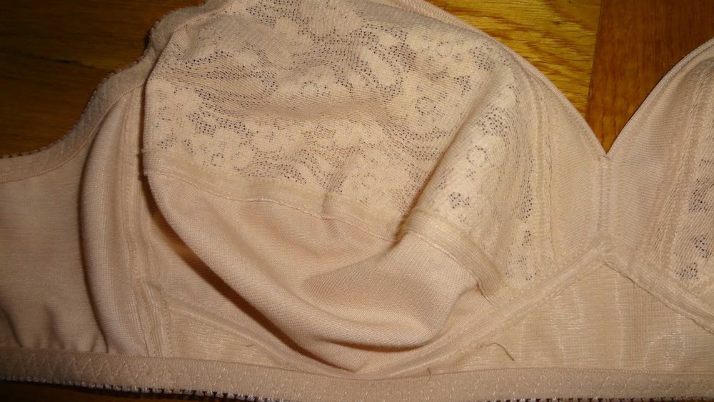 Biustonosz Triumph Formfit N r.85B, bawełna