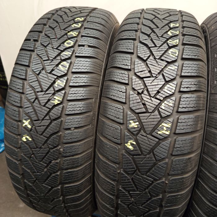 215/65R16 Uniroyal WinterExpert