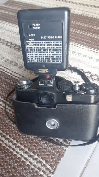 Máquina fotográfica Zenit.