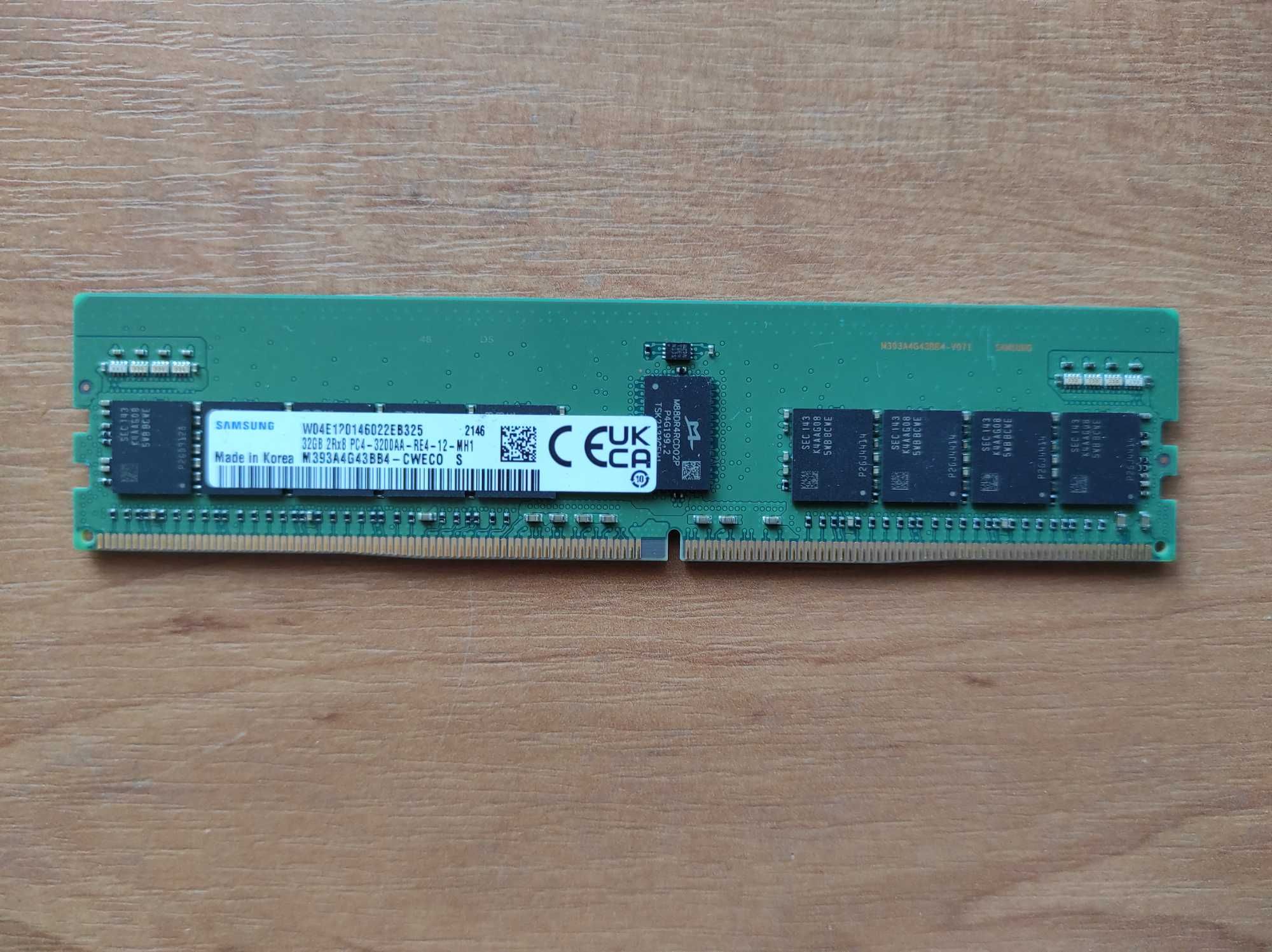 Samsung 32GB ECC DDR4 3200 PC4-25600 Reg серверная