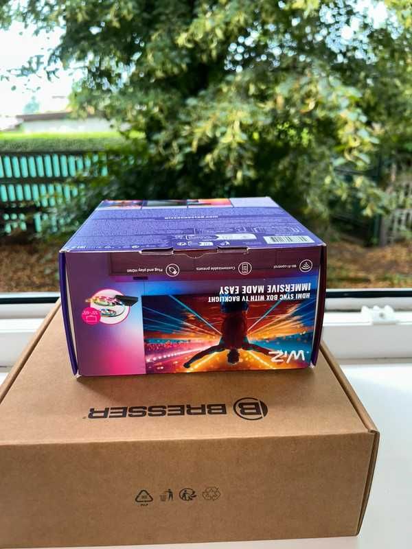 WiZ HDMI Sync Box z taśmą LED do TV, Synchronizuje światło z filmami