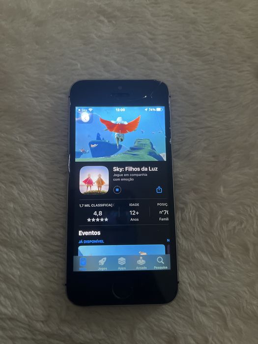 Iphone SE usado.