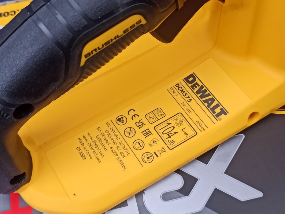 Аккумуляторная пила DeWalt DCM575X1 с акк+ЗУ, 54V/9Ah, ДеВольт ДСМ575х