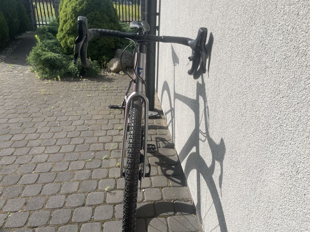 Rower gravel Giant revolt advanced 2024 carbon sram apex