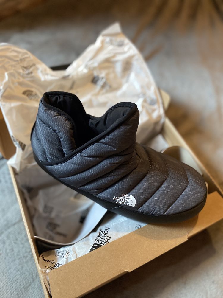 The North Face Thermoball Traction booties