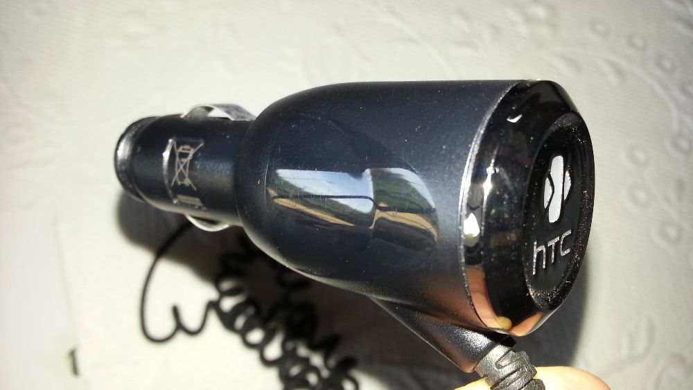 Carregador viatura HTC mini usb
