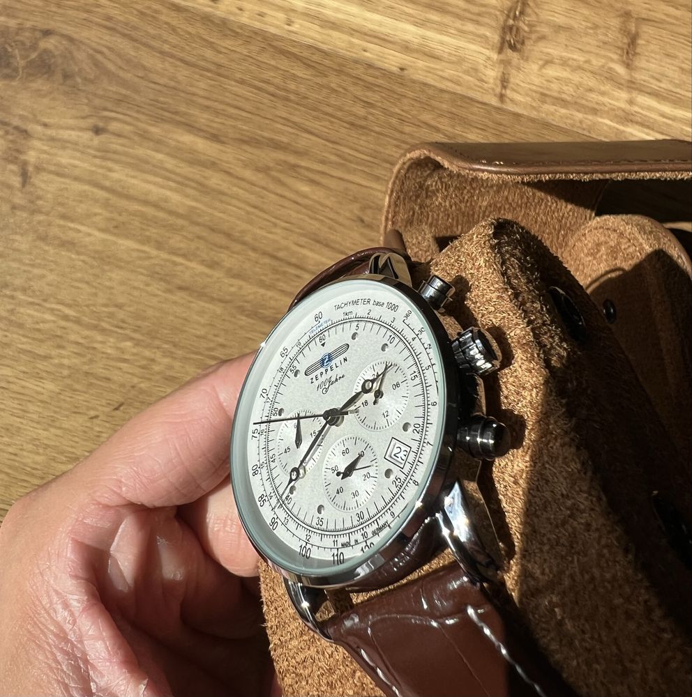 Zegarek zeppelin 100 jahre
