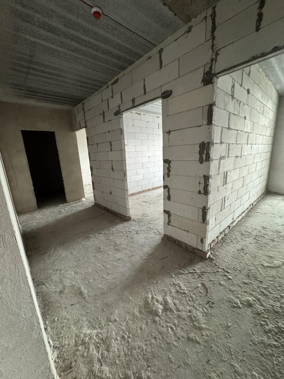 Продам видову 2 кімнатну квартиру в новобудові
