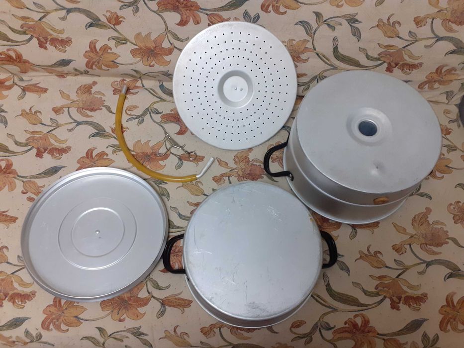 Sokownik aluminiowy 2,6 litrowy z PRL