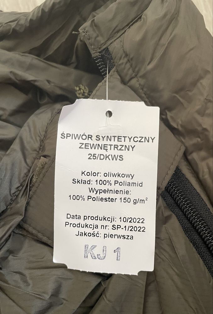 Spiwór wojsk specjalnych. Nieprzemakalny z wkladką puchową. Wzór 25