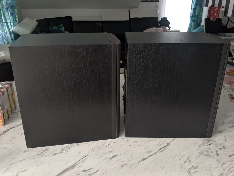 B&W Bowers&Wilkins 685  czarne, ładny stan