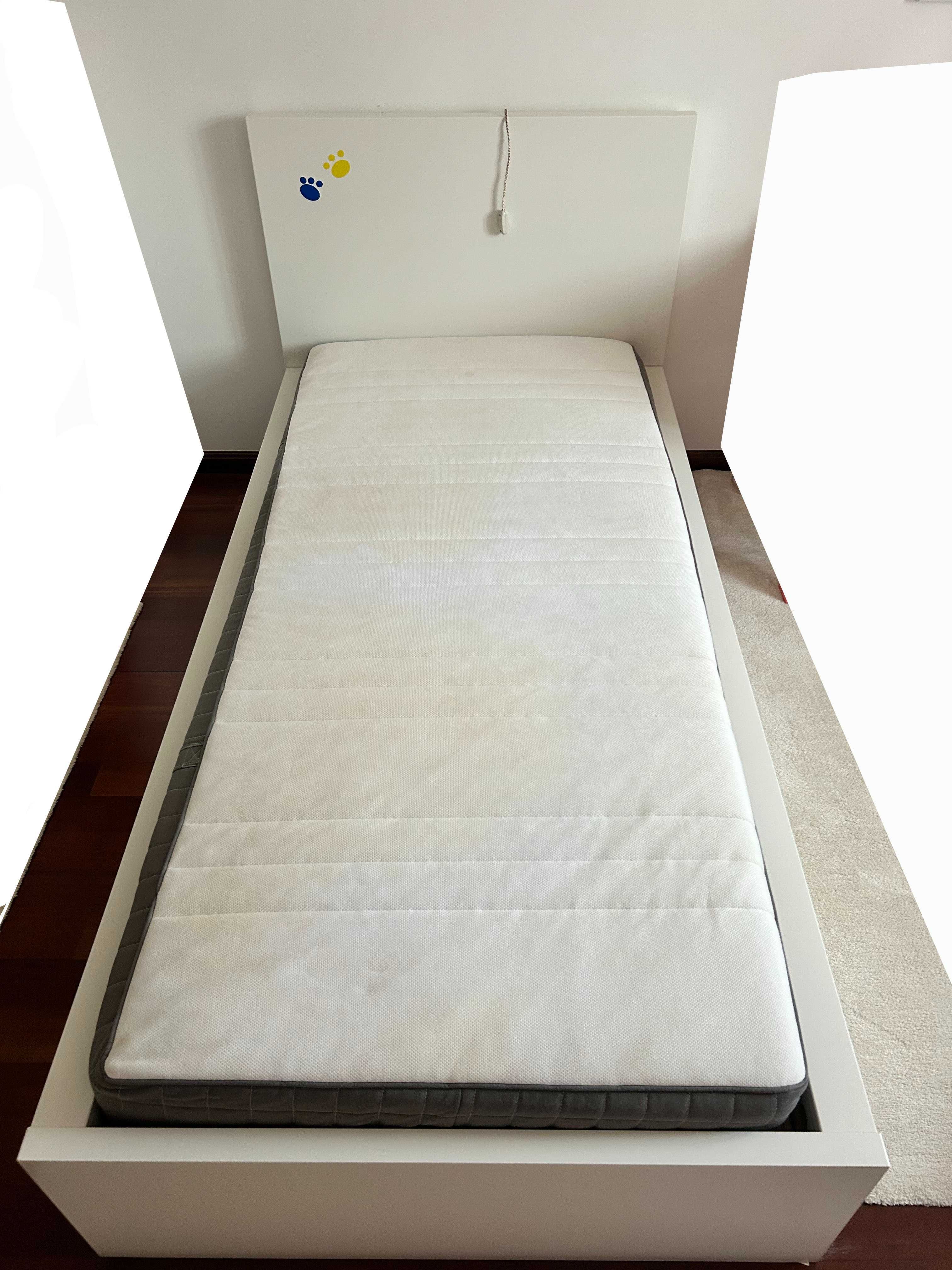 Cama MALM Ikea com 2 gavetões e colchão (90*200cm)
