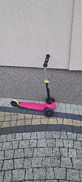 Hulajnoga Oxelo B1 trójkołowa