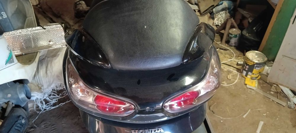 Максі скутер Honda Forza 250