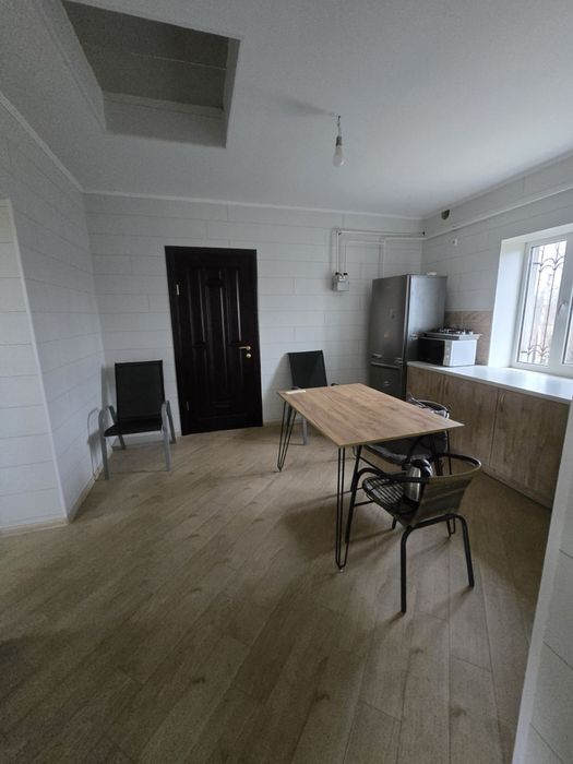 Продаж будинку  зі зручностями с.Потоки .