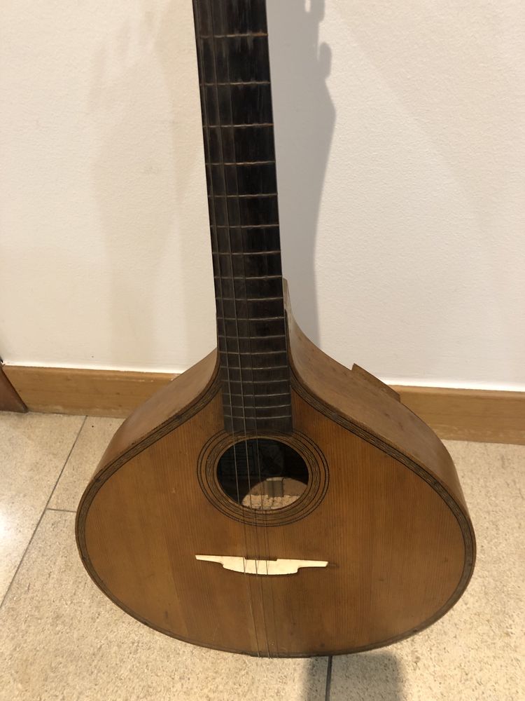 Guitarra Portuguesa