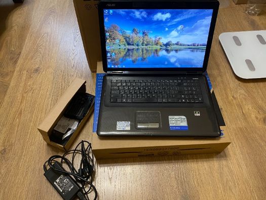 Ноутбук Asus K70IO (Intel T6600 2,2Гц /4Gb ОЗУ/320ГБ/ nVidia 1Gb)