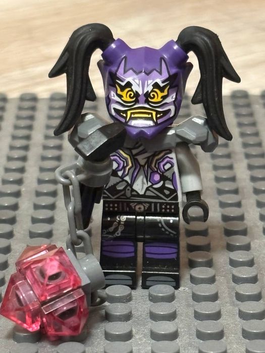 Продам лот фигурок