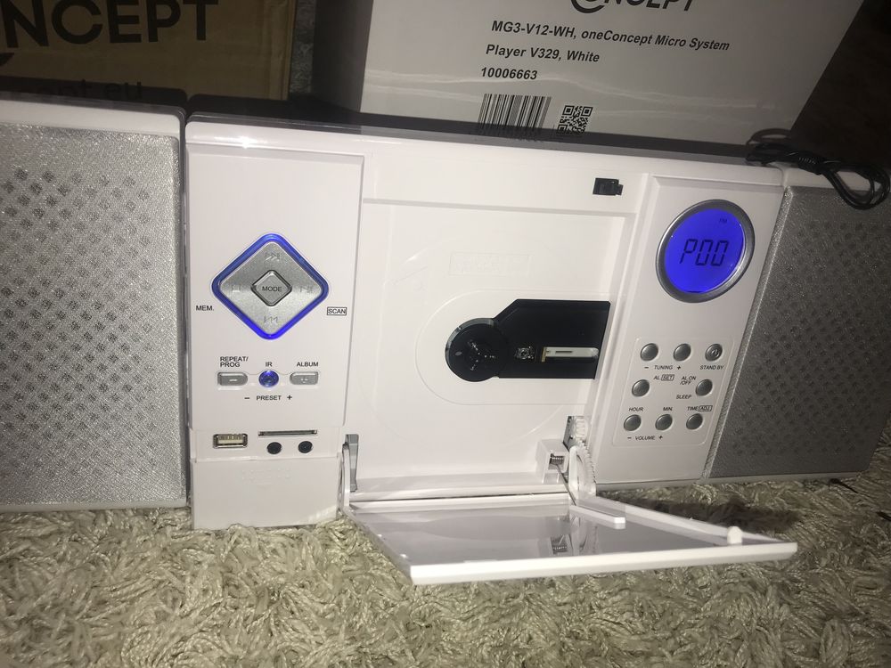 Стереосистема OneConcept V-12  FM USB SD Білий