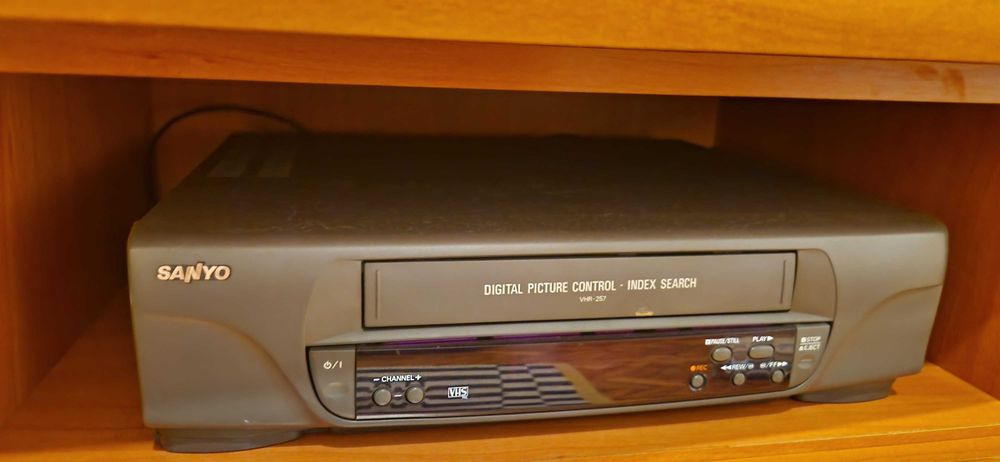 Vendo leitor VHs