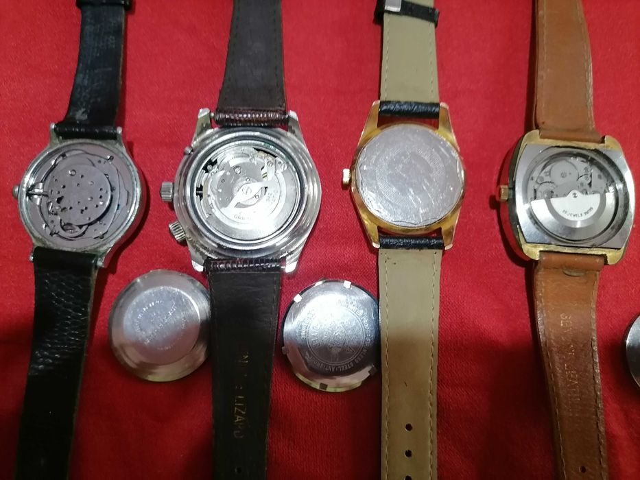 Lote de Relógios a necessitar de arranjo
