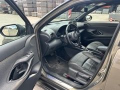 Toyota Yaris Cross Hybrid 4x4 faktura Vat