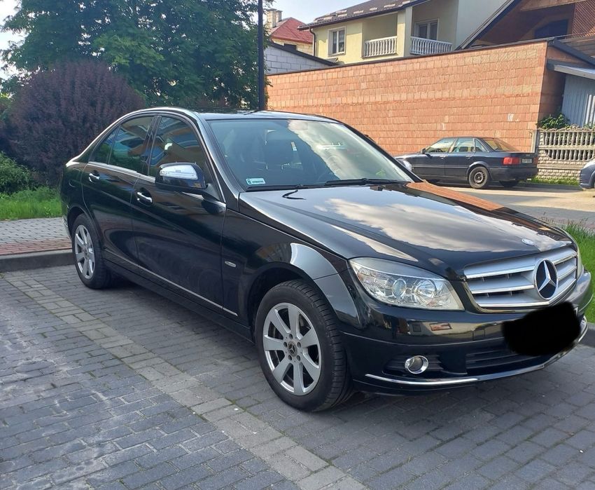 Piekny Mercedes W204 C200 kompresor 184km salon Polska Bezwypadkowy