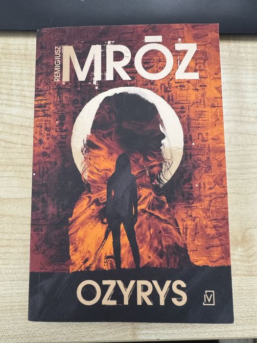 Ksiazka ozyrys Mroz remigiusz