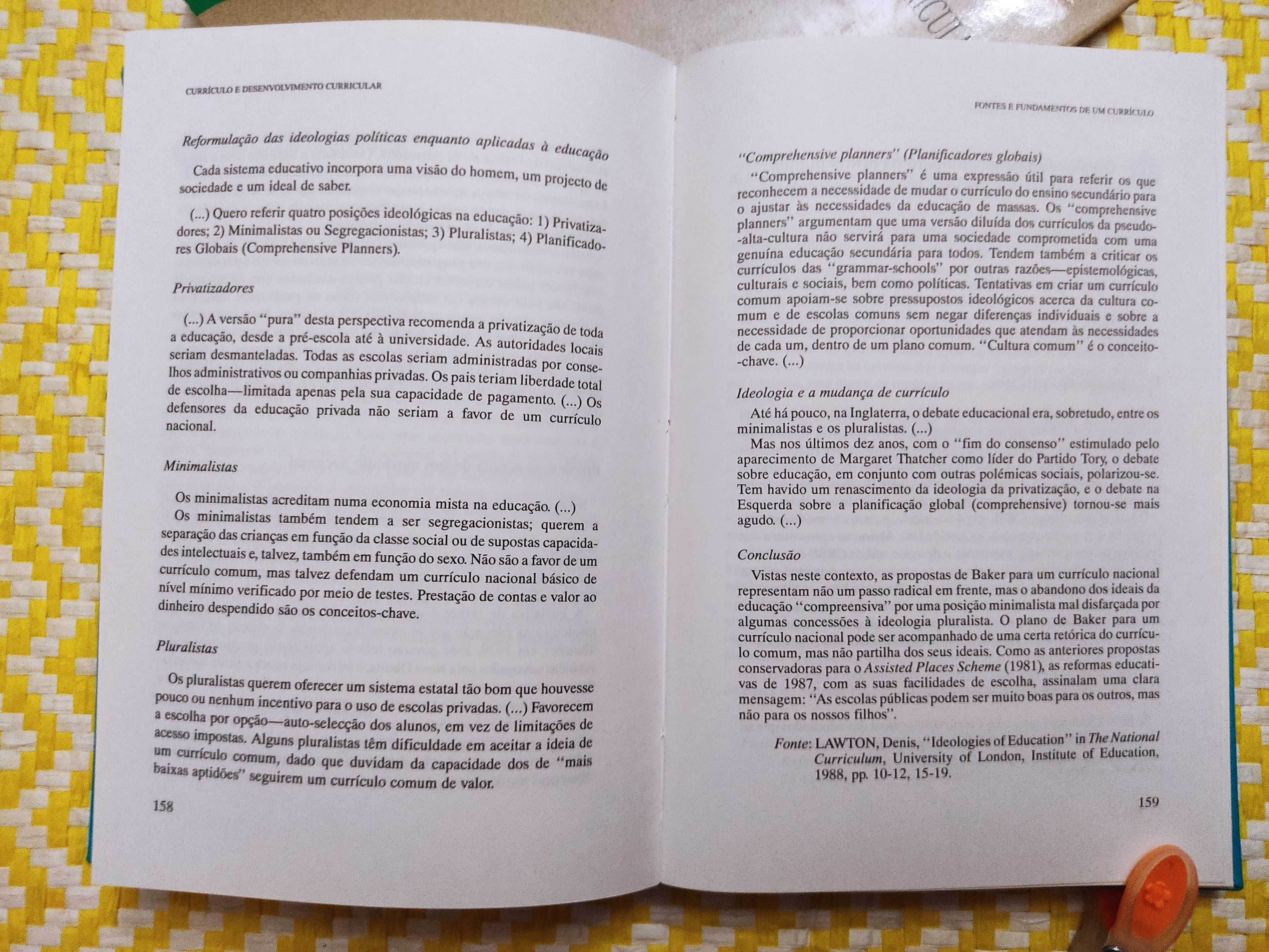 Currículo e Desenvolvimento Curricular
Problemas e Perspectivas