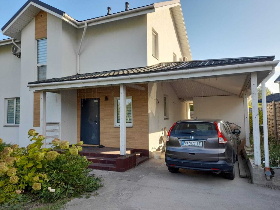 Пропоную будинок с Белогородка ,Котеджне містечко Зелений Бульвар