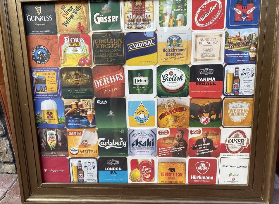 Коллекция бирматов в рамке