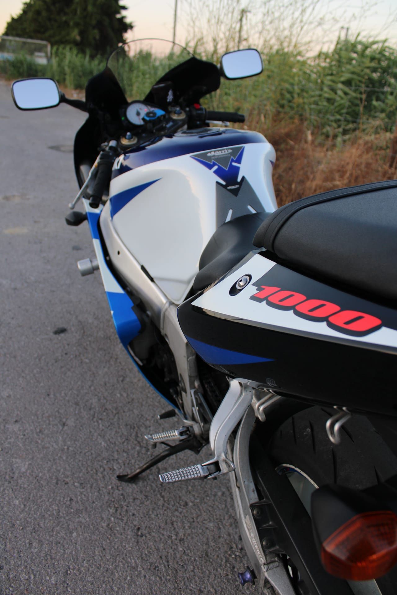 Suzuki GSX-R 1000 K1 (2001)