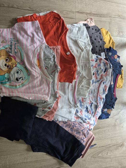 Zestaw ubrań dla dziewczynki rozm. 110/116