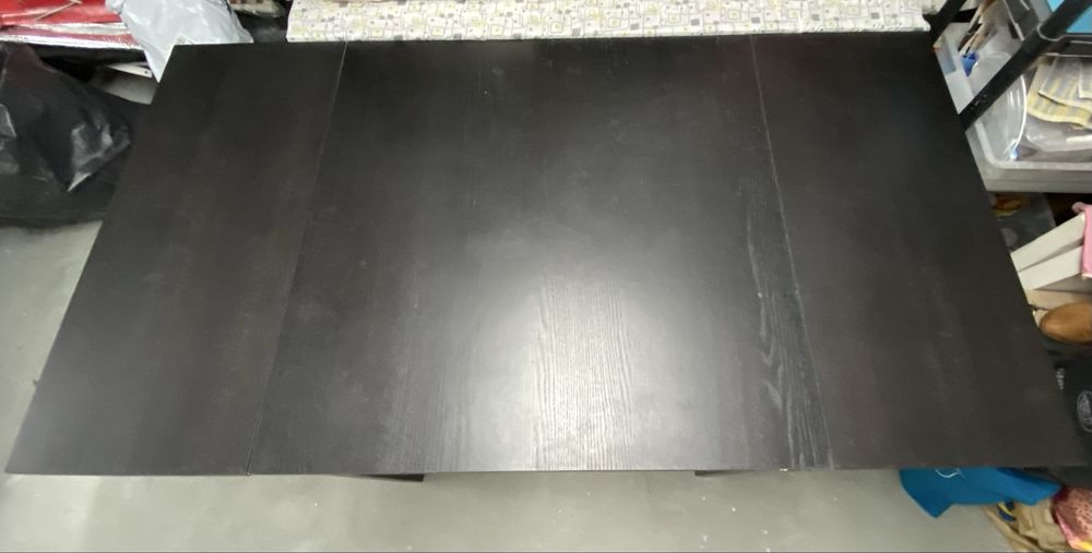 Mesa extensivel preta 90x90 até 1,70m
