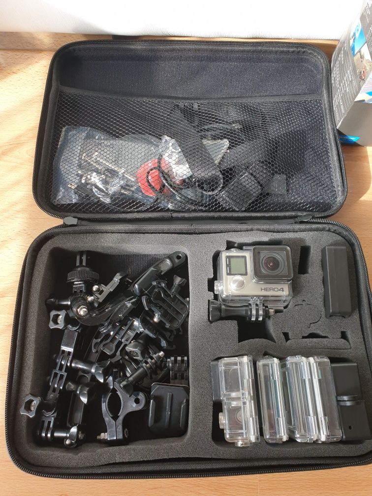 Kamera sportowa Gopro Hero 4 Black LCD Touch BacPac + case + akcesoria