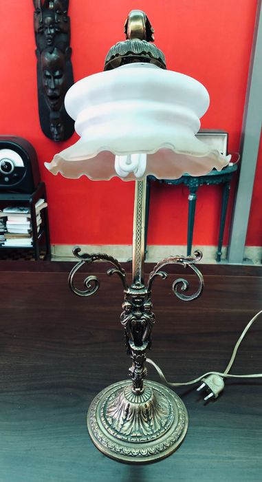 Candeeiros de mesa Arte Nova (Art Nouveau)