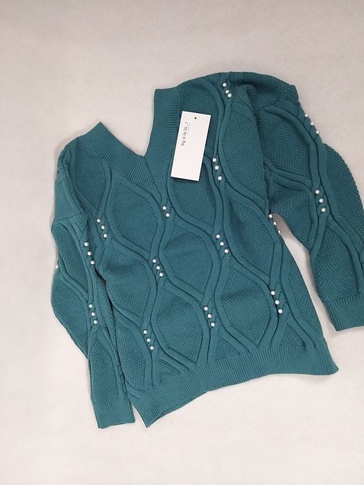 By o la la..! Sweter perełki turkus