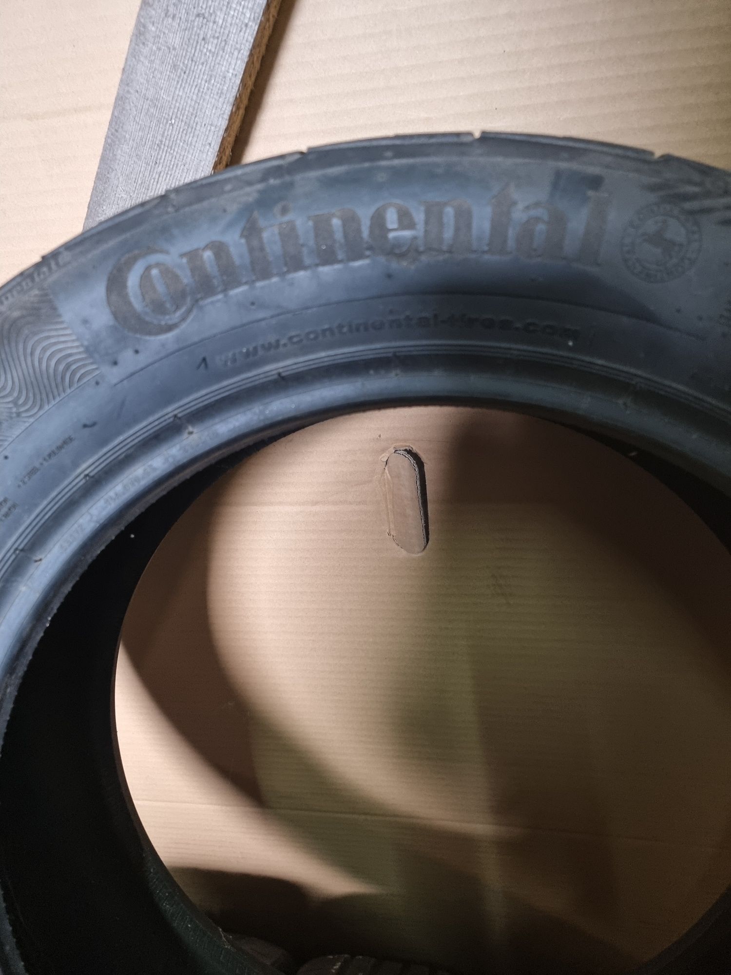 Komplet opon letnich 205/55/17 95v Continental ContiPremiumContact5 XL