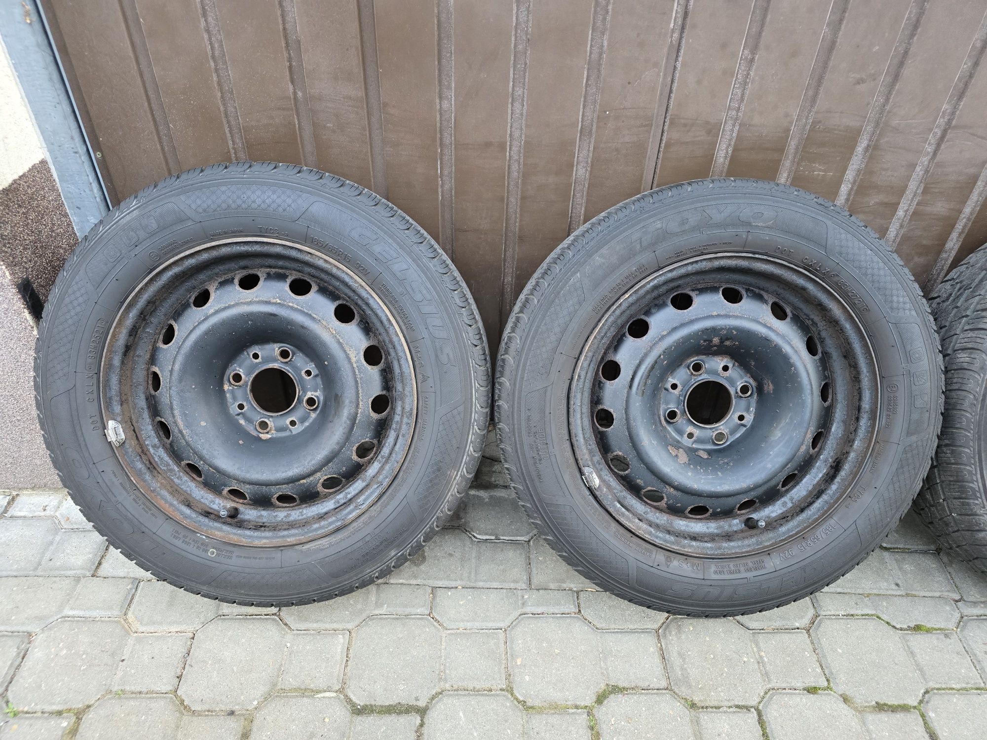 Felgi z oponami 185/65R15 Peugeot Partner 207 4x108 Citroen Berlingo C
