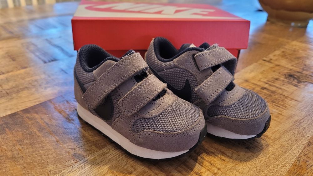 Buty dziecięce Nike MD Runner 2 (TDV) nowe