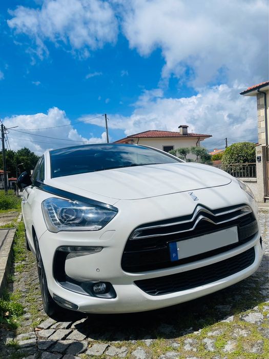 Citroen DS5 2.0 HDI SPORT CHIC 107.000km