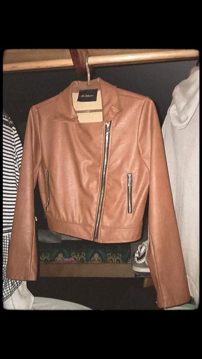 Куртка косуха з еко-шкіри | Карамельна, стан ідеальний