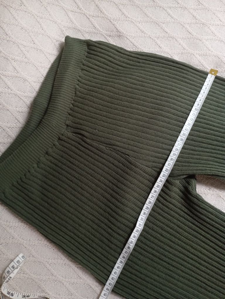 ZARA S dzianinowe spodnie flare w prążki w kolorze khaki