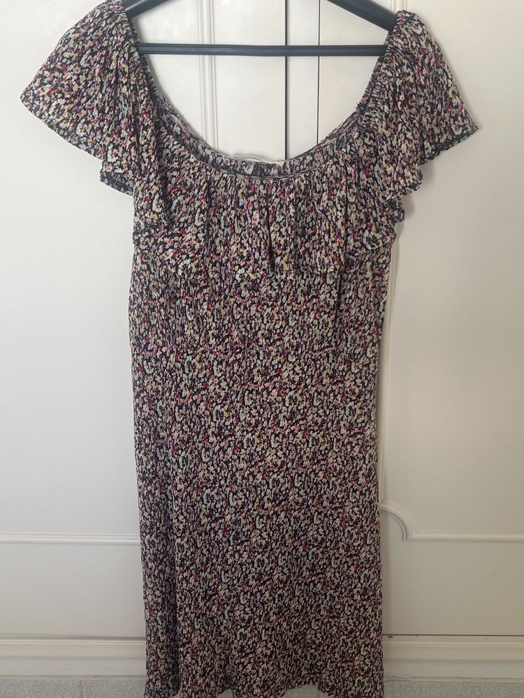 Vendo vestido florido