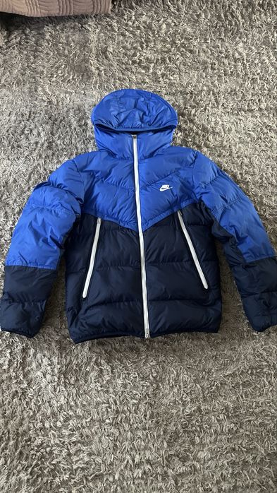 курта nike storm fit